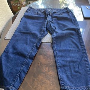 Capri jeans